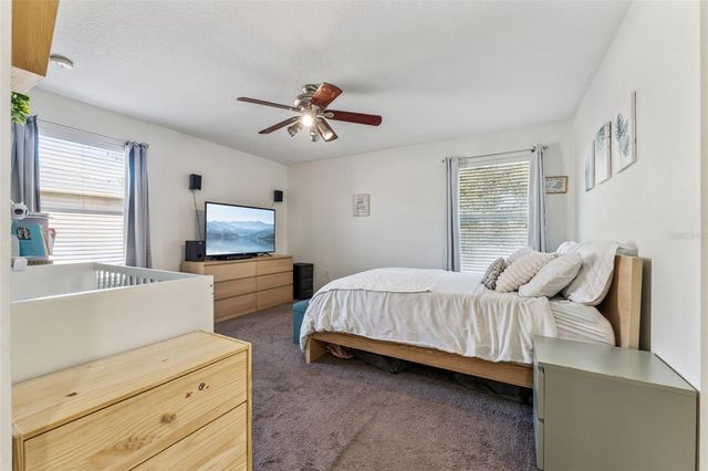 3933 PEMBERLY PINES CIRCLE, St Cloud, FL 34769