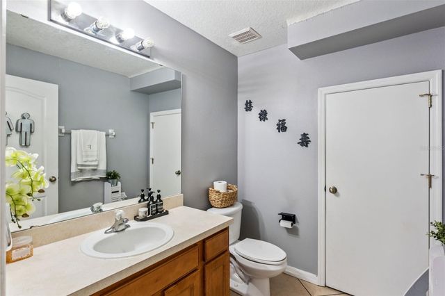 3933 PEMBERLY PINES CIRCLE, St Cloud, FL 34769