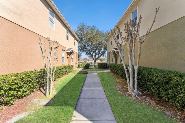 3933 PEMBERLY PINES CIRCLE, St Cloud, FL 34769