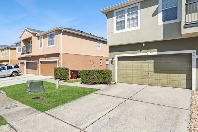 3933 PEMBERLY PINES CIRCLE, St Cloud, FL 34769