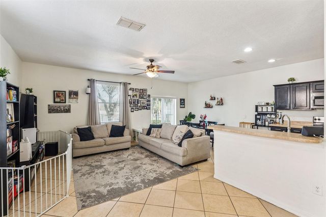 3933 PEMBERLY PINES CIRCLE, St Cloud, FL 34769