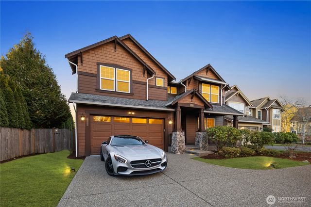 5111 NE 7th Place, Renton, WA 98059