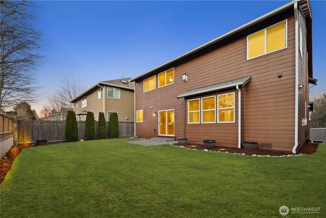 5111 NE 7th Place, Renton, WA 98059