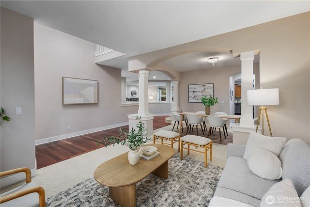 5111 NE 7th Place, Renton, WA 98059