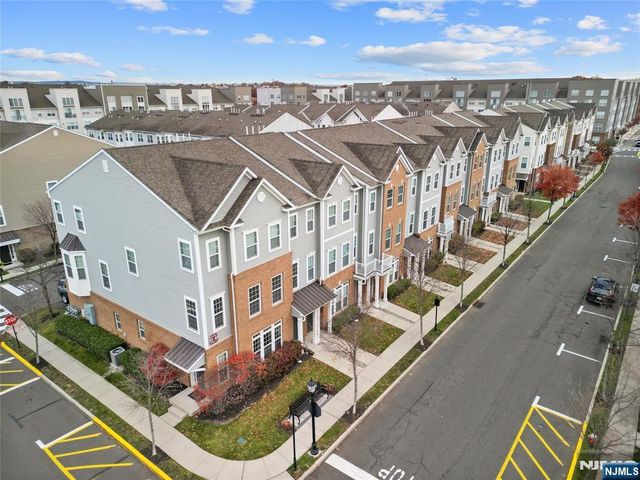 73 Wesmont Drive 1811, Wood Ridge, NJ 07075