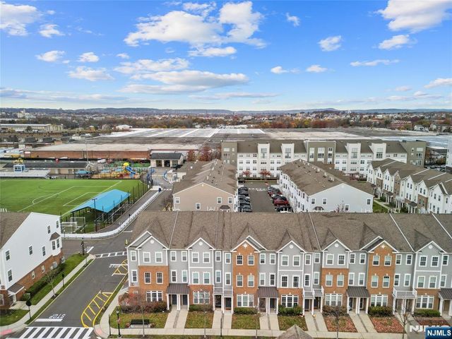 73 Wesmont Drive 1811, Wood Ridge, NJ 07075