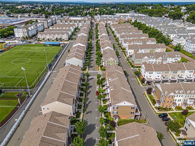 73 Wesmont Drive 1811, Wood Ridge, NJ 07075