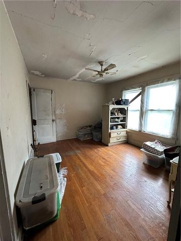 1419 E 40th Street, Kansas City, MO 64110