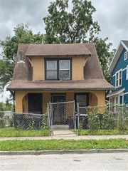 1419 E 40th Street, Kansas City, MO 64110