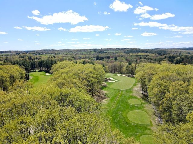 176 Mary Catherine Dr, Lancaster, MA 01523