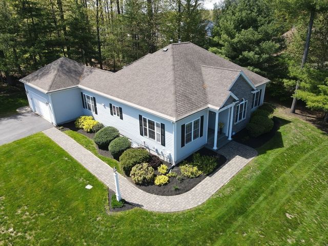 176 Mary Catherine Dr, Lancaster, MA 01523
