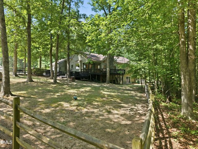215 E Deer Run, Apex, NC 27523