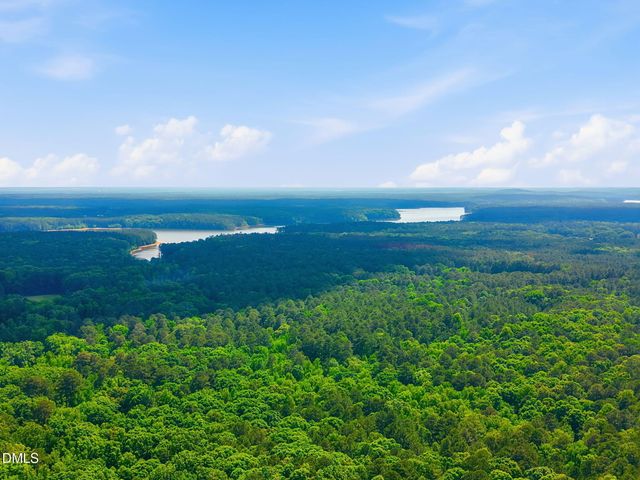 215 E Deer Run, Apex, NC 27523