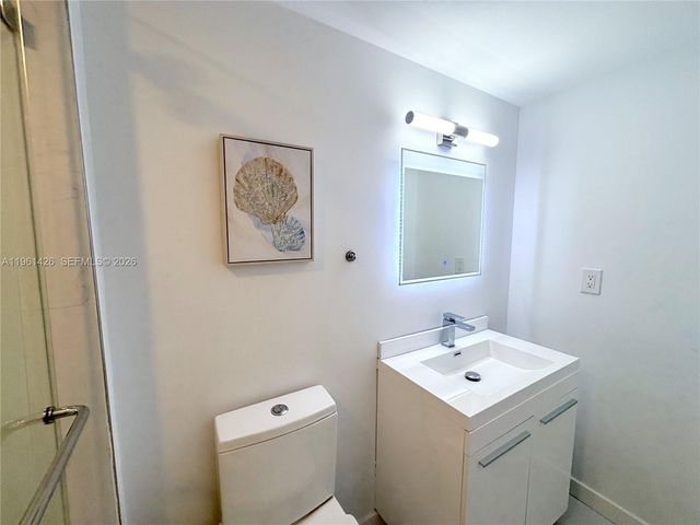 20301 W Country Club Dr 1422, Aventura, FL 33180