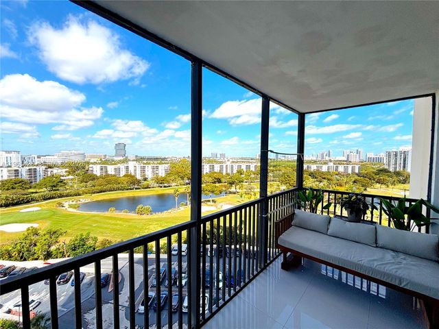 20301 W Country Club Dr 1422, Aventura, FL 33180