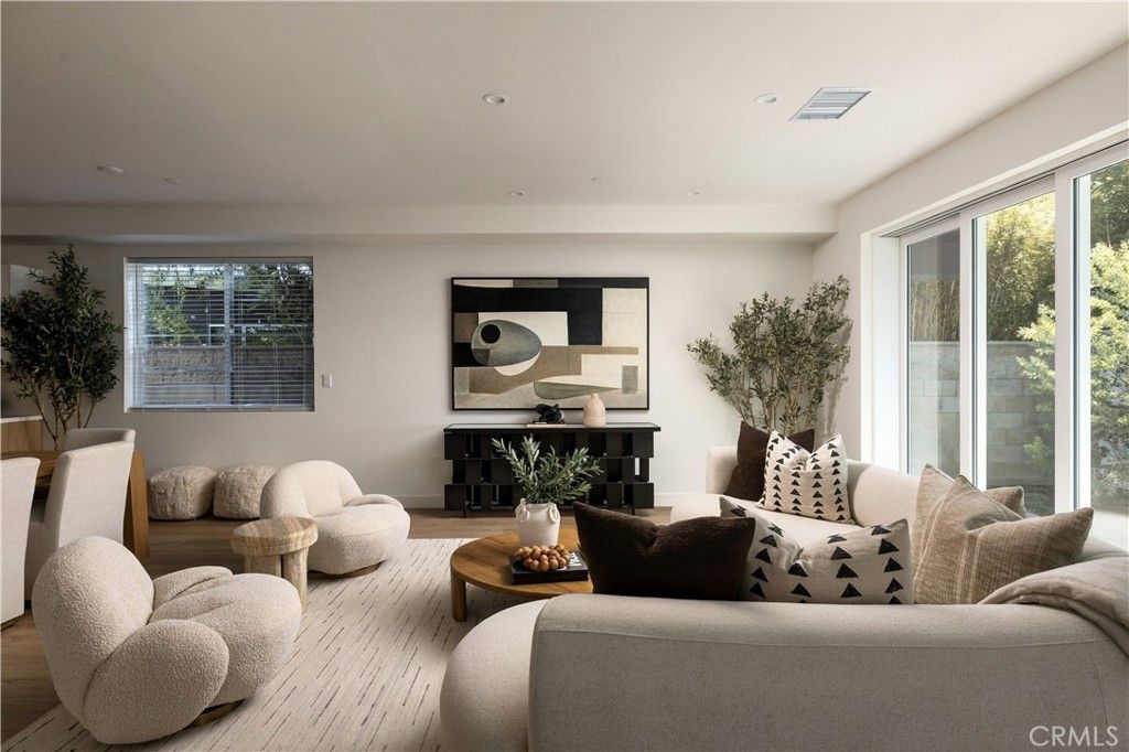 551 Bernard, Costa Mesa, CA 92627 — photo 3