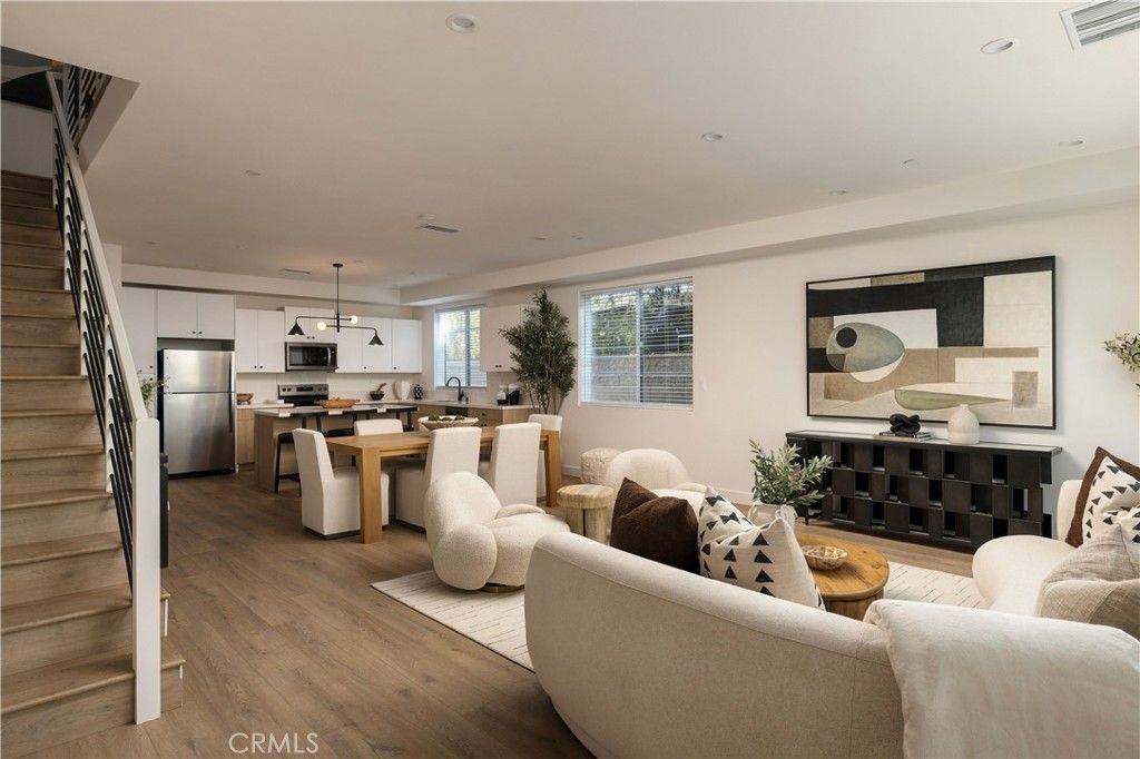 551 Bernard, Costa Mesa, CA 92627 — photo 4