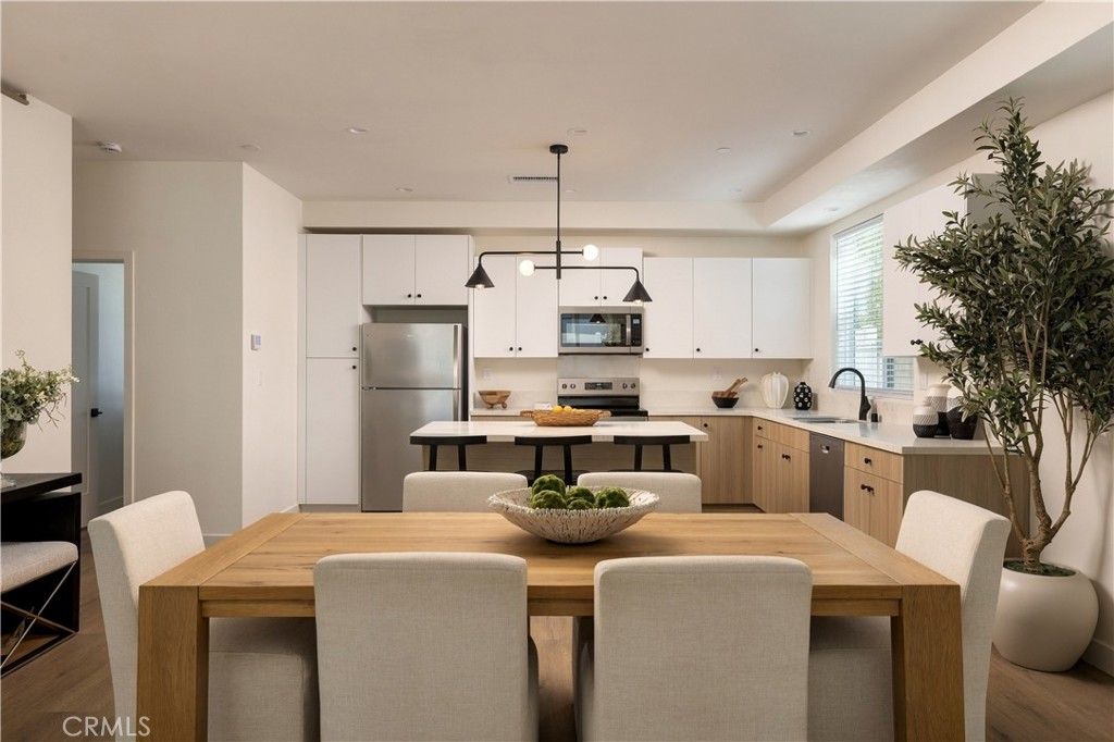 551 Bernard, Costa Mesa, CA 92627 — photo 5