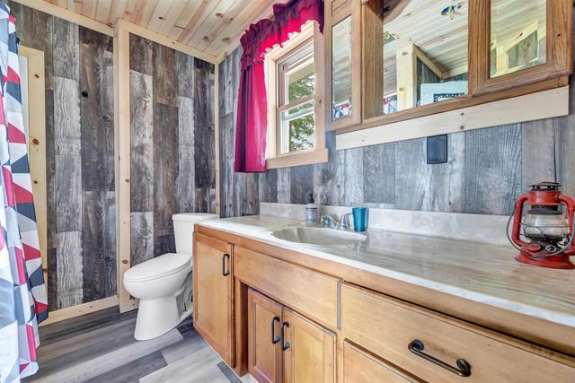 5836 COUNTY ROAD V, Gillett, WI 54124