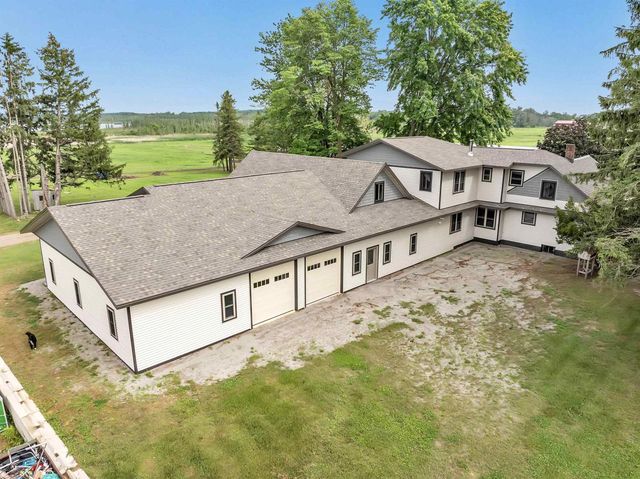 5836 COUNTY ROAD V, Gillett, WI 54124