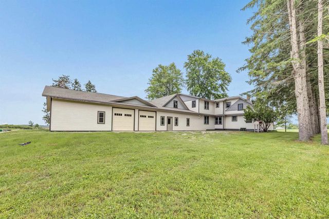 5836 COUNTY ROAD V, Gillett, WI 54124