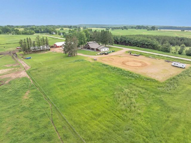 5836 COUNTY ROAD V, Gillett, WI 54124