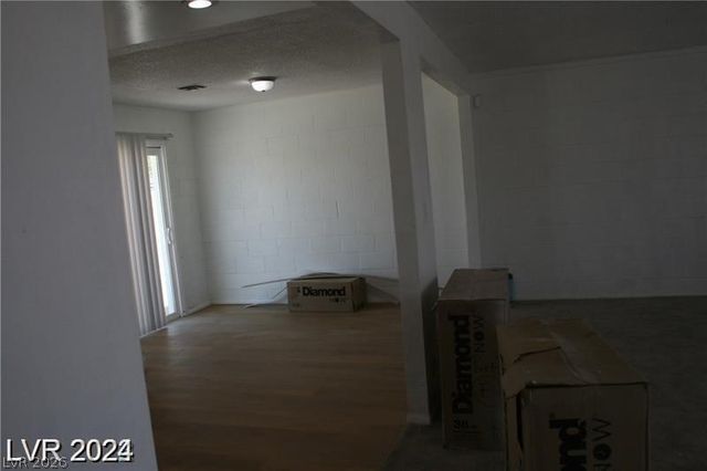 1932 Lawry Avenue, North Las Vegas, NV 89032