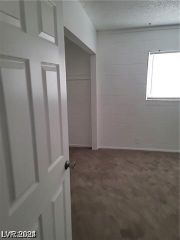 1932 Lawry Avenue, North Las Vegas, NV 89032