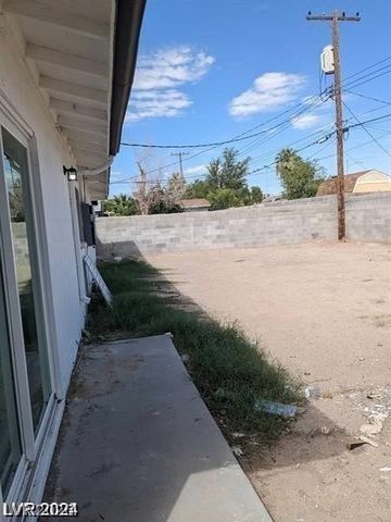 1932 Lawry Avenue, North Las Vegas, NV 89032