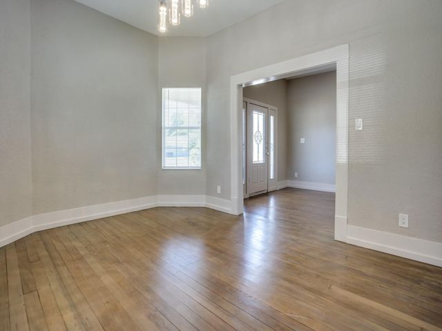 901 W Morton Street, Denison, TX 75020