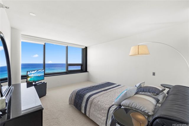1330 Ala Moana Boulevard 3305, Honolulu, HI 96814
