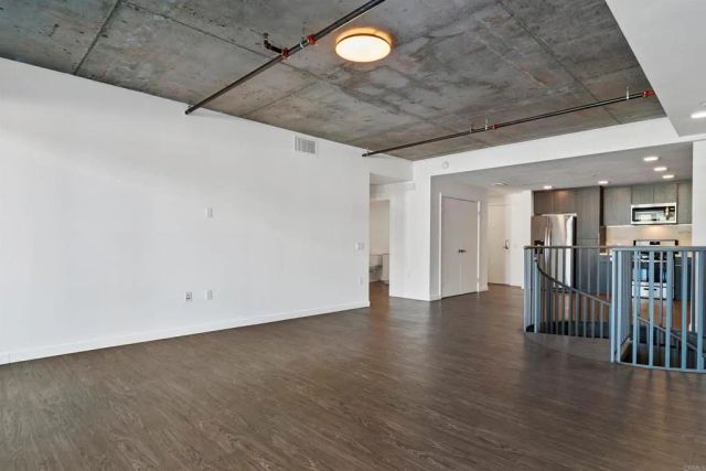 5750 Hollywood Boulevard 232, Los Angeles, CA 90028