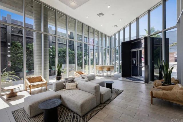 5750 Hollywood Boulevard 232, Los Angeles, CA 90028