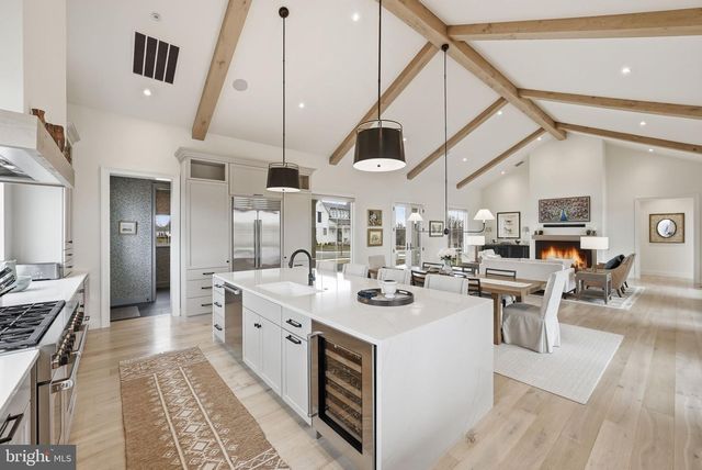 604 MARTINGALE RIDGE DR, Middleburg, VA 20117