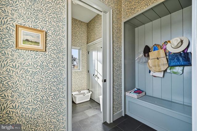 604 MARTINGALE RIDGE DR, Middleburg, VA 20117