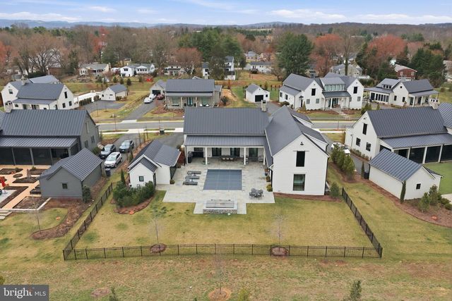604 MARTINGALE RIDGE DR, Middleburg, VA 20117