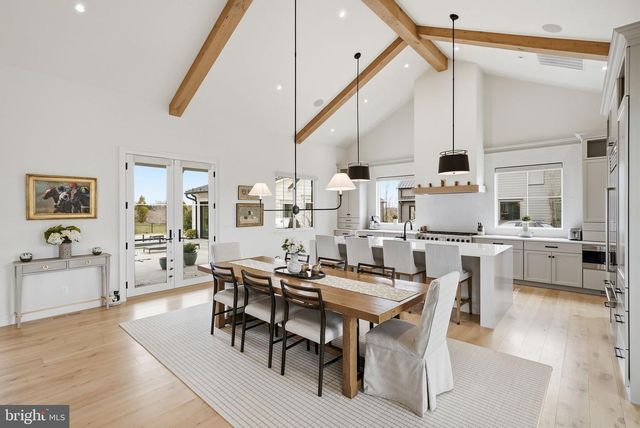 604 MARTINGALE RIDGE DR, Middleburg, VA 20117