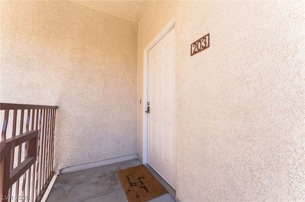 909 Domnus Lane 203, Las Vegas, NV 89144 — photo 5