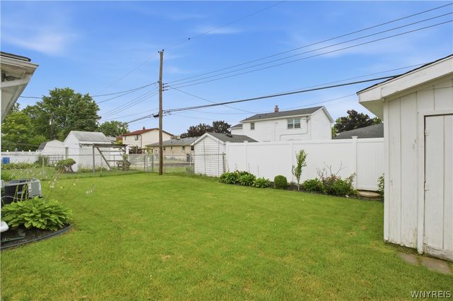 192 North Seine Drive, Cheektowaga, NY 14227