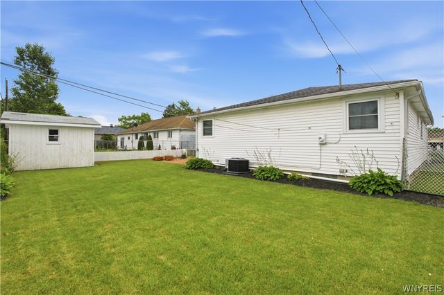 192 North Seine Drive, Cheektowaga, NY 14227