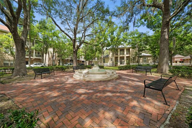 9177 SW 52ND ROAD E-103, Gainesville, FL 32608