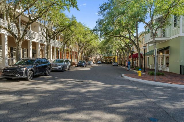 9177 SW 52ND ROAD E-103, Gainesville, FL 32608