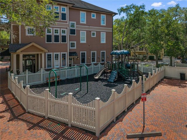 9177 SW 52ND ROAD E-103, Gainesville, FL 32608