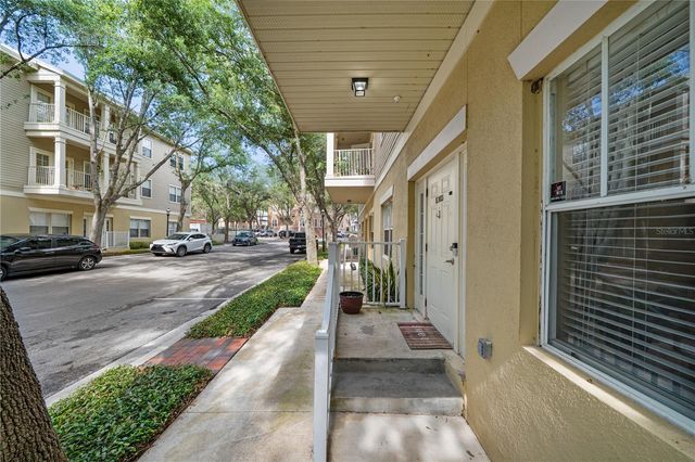 9177 SW 52ND ROAD E-103, Gainesville, FL 32608