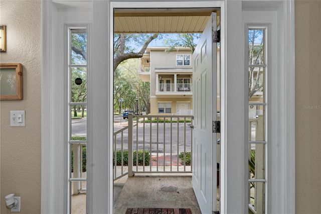 9177 SW 52ND ROAD E-103, Gainesville, FL 32608