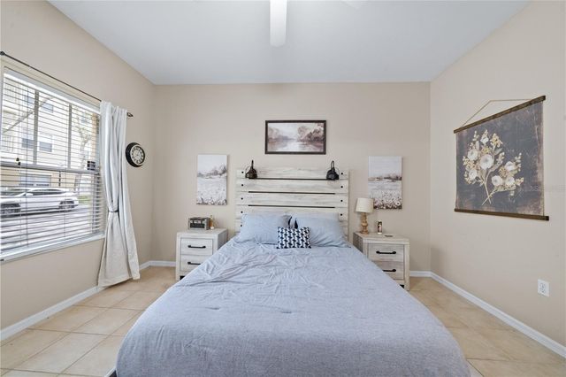 9177 SW 52ND ROAD E-103, Gainesville, FL 32608