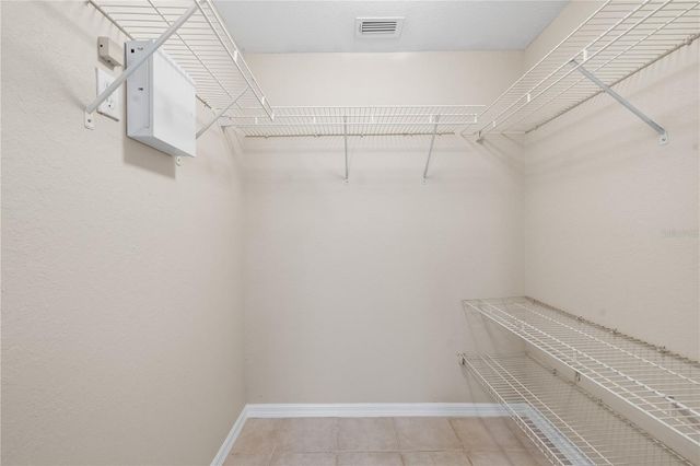 9177 SW 52ND ROAD E-103, Gainesville, FL 32608