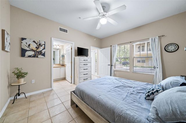 9177 SW 52ND ROAD E-103, Gainesville, FL 32608