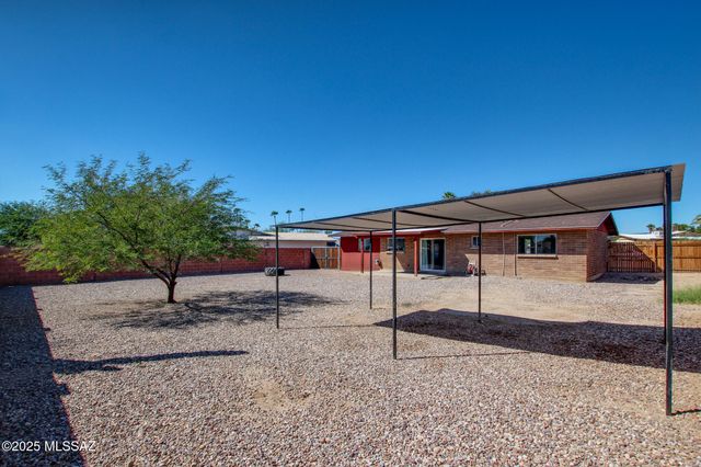 3725 W Brambly Drive, Tucson, AZ 85741