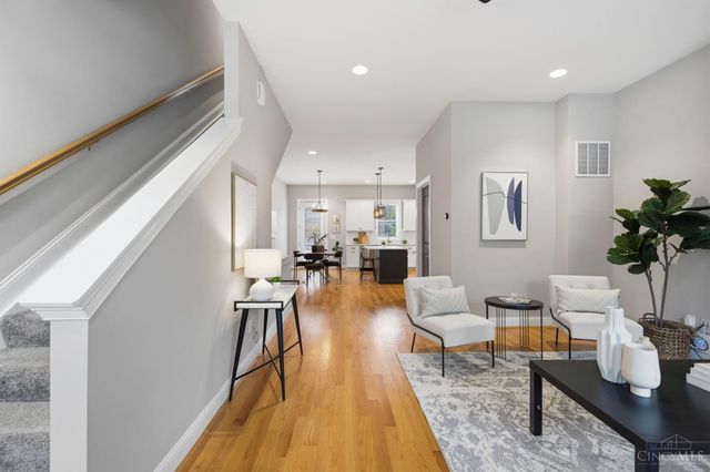 3118 Woodburn Avenue, Cincinnati, OH 45207